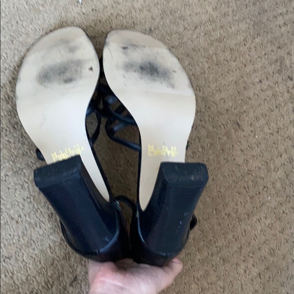 Heels - Picture 6 of 6